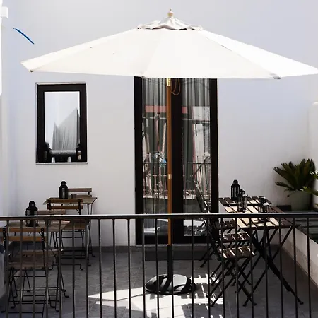 לינה וארוחת בוקר Lux Boutique קטאניה
