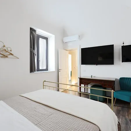Lux Boutique 4*