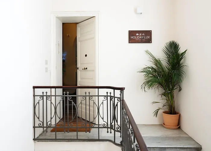 Lux Boutique 4*