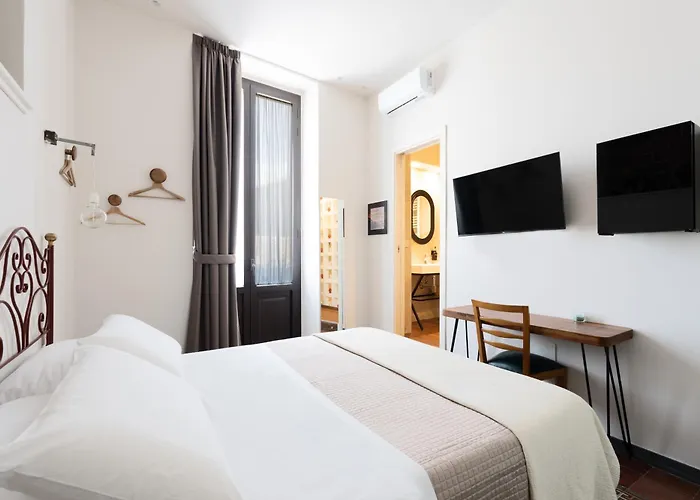 Lux Boutique 4* קטאניה